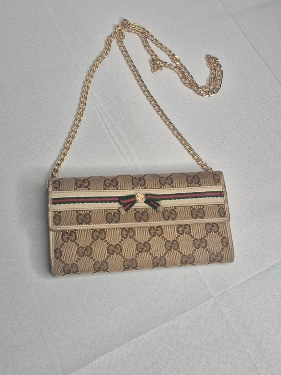 Gucci Beige Brown GG Supreme Continental Wallet with Green-Red Web - Picture 3 of 17